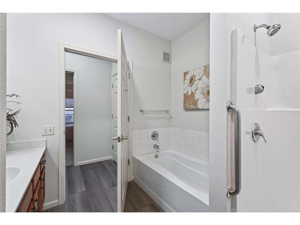 3800 85th Avenue N #120 Brooklyn Park MN 55443 7040359 image15