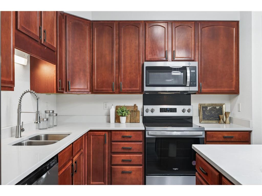 3800 85th Avenue N #120 Brooklyn Park MN 55443 7040359 image4