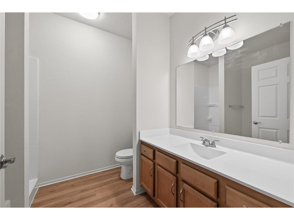 3800 85th Avenue N #220 Brooklyn Park MN 55443 7075720 image15