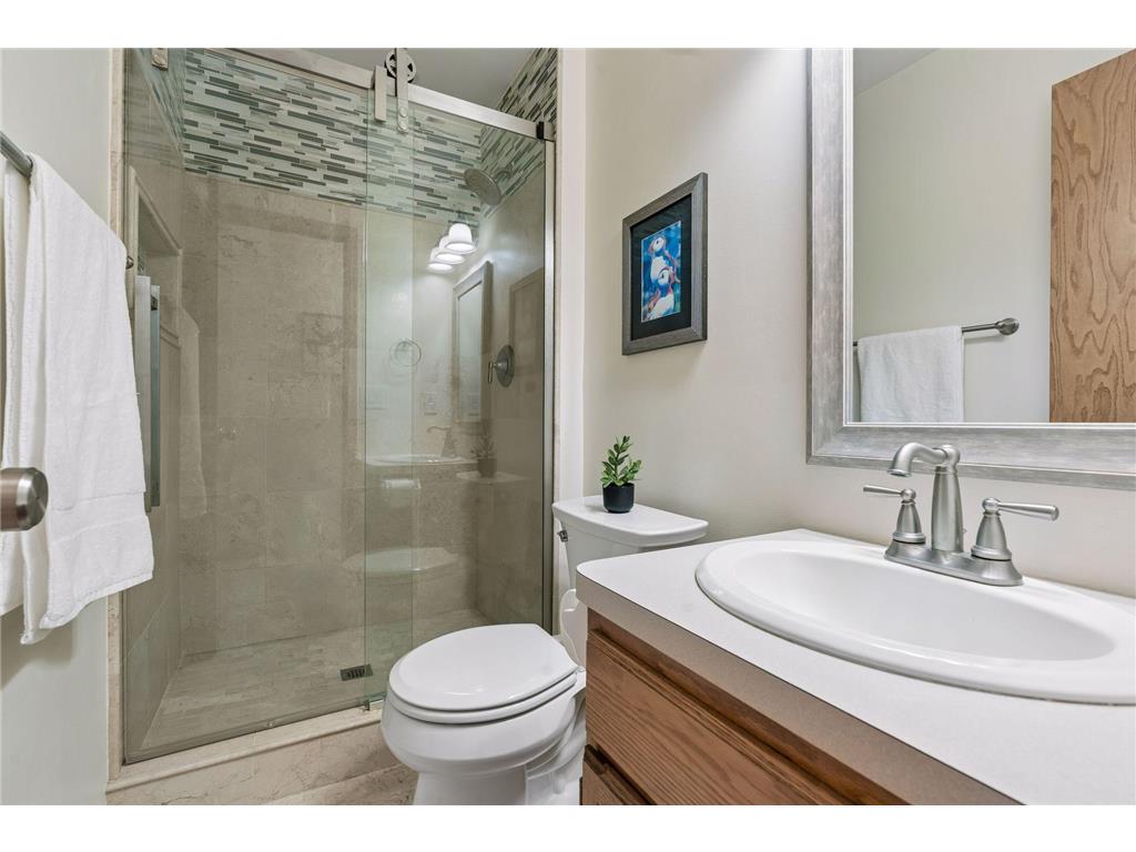 3800 Dunbar Court Brooklyn Park MN 55443 7063473 image11