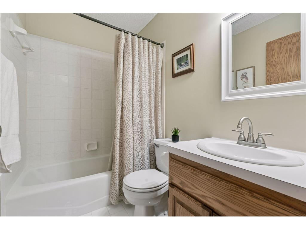 3800 Dunbar Court Brooklyn Park MN 55443 7063473 image18