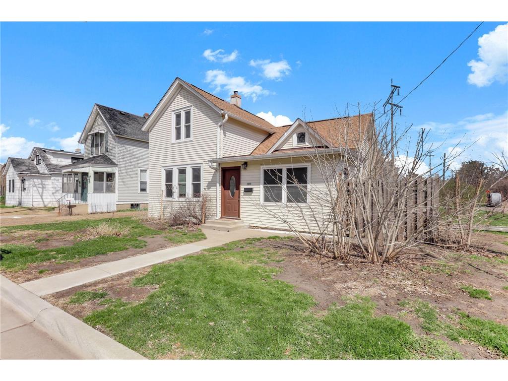 3800 Lee Avenue N Robbinsdale MN 55422 7060320 image1