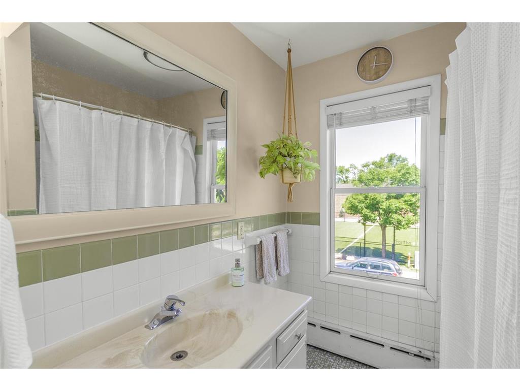 3800 Pillsbury Avenue S Minneapolis MN 55409 7080128 image32
