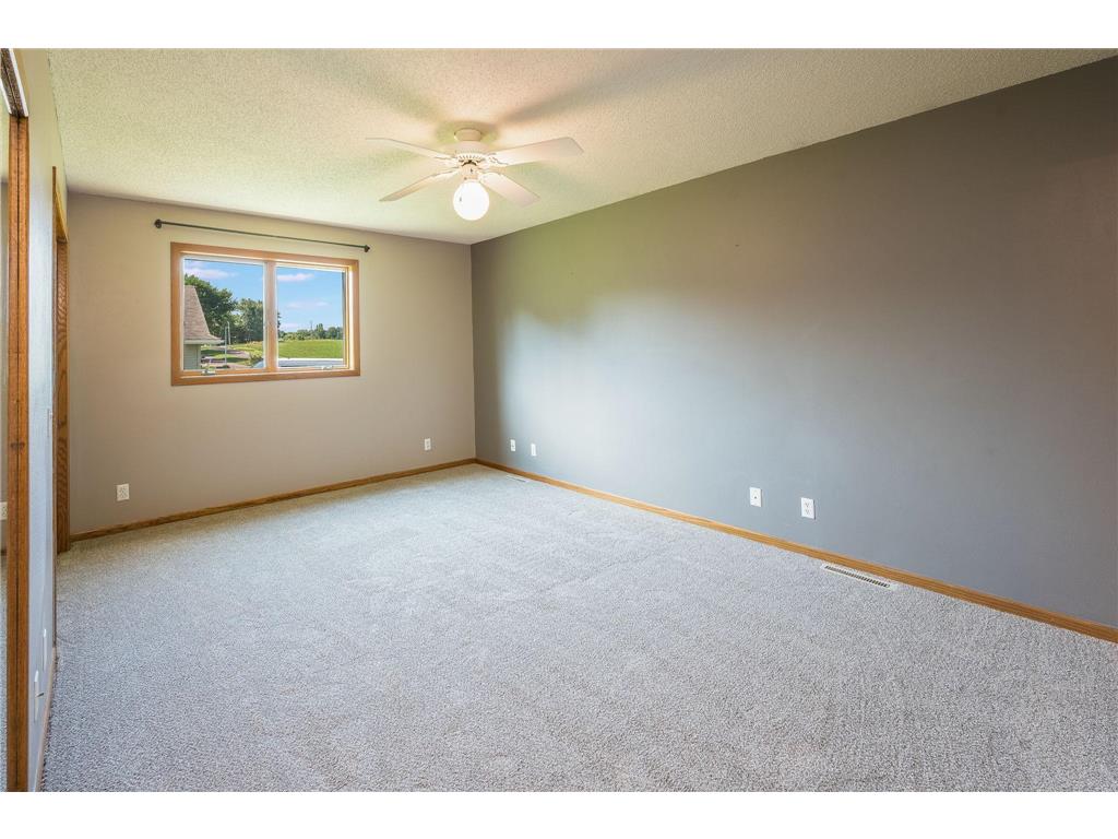 3801 Cedar Park Road Fairmont MN 56031 7101660 image12