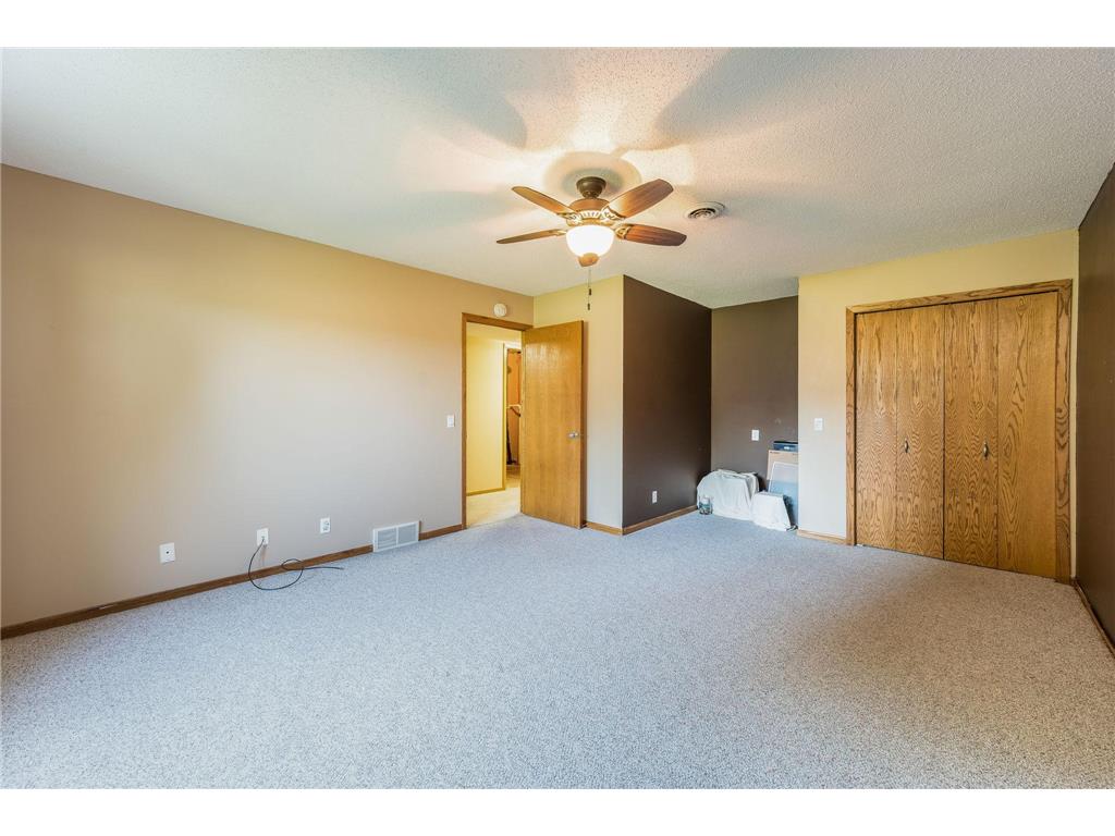 3801 Cedar Park Road Fairmont MN 56031 7101660 image25