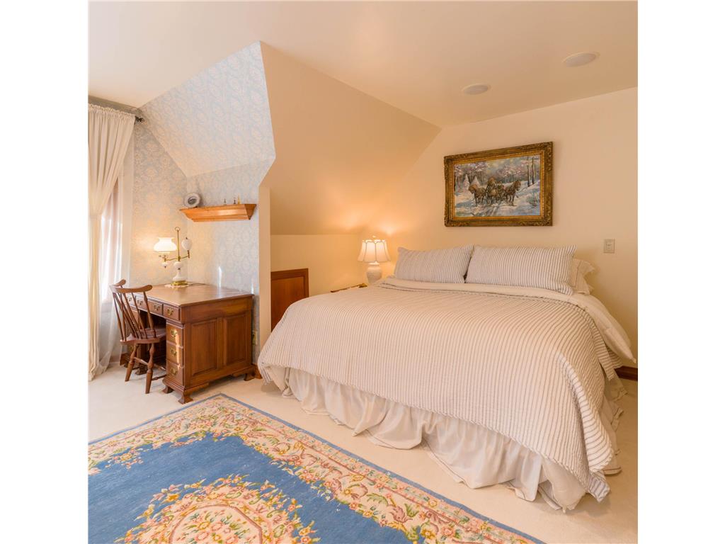 3801 Lyndale Avenue S Minneapolis MN 55409 7031370 image9