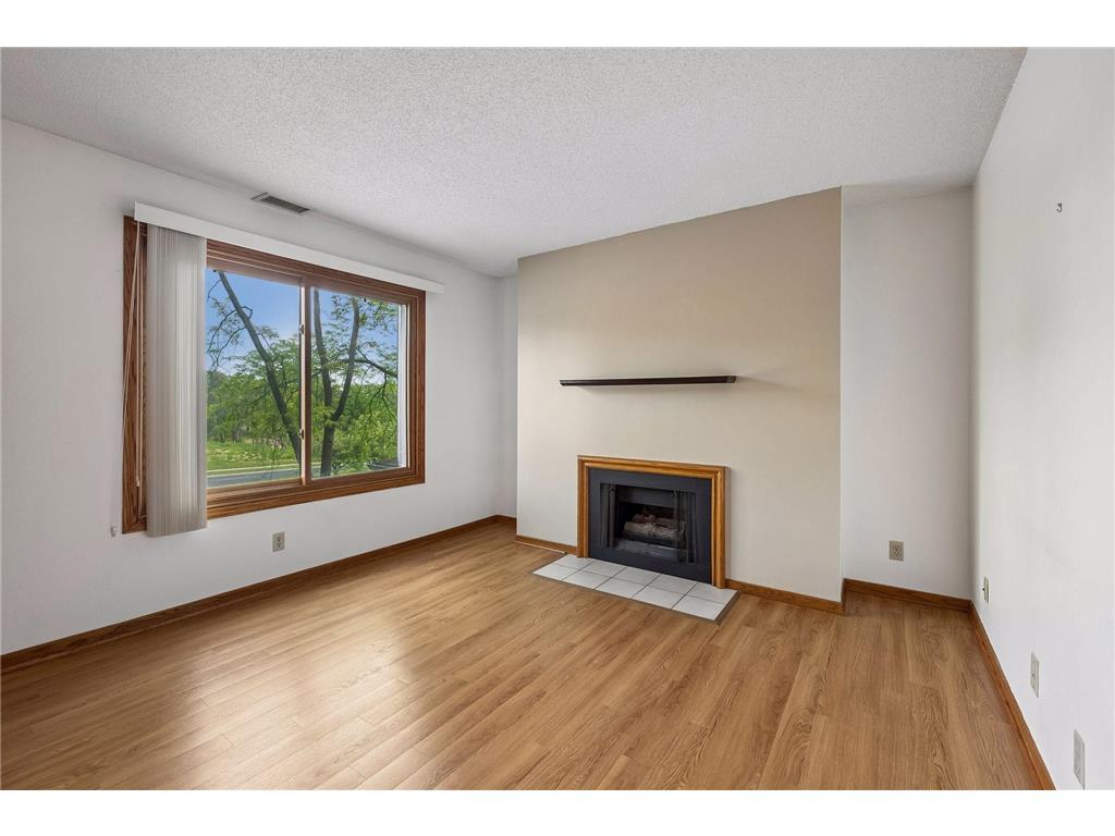 3801 W 98th Street #209 Bloomington MN 55431 7067937 image13
