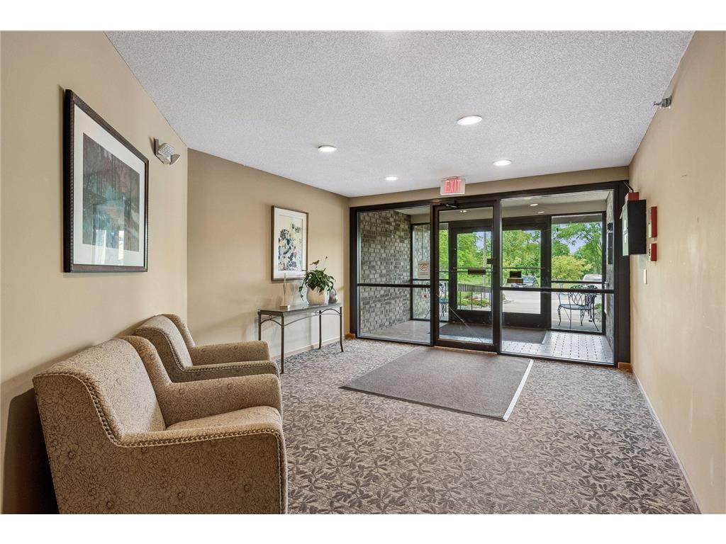 3801 W 98th Street #209 Bloomington MN 55431 7067937 image31