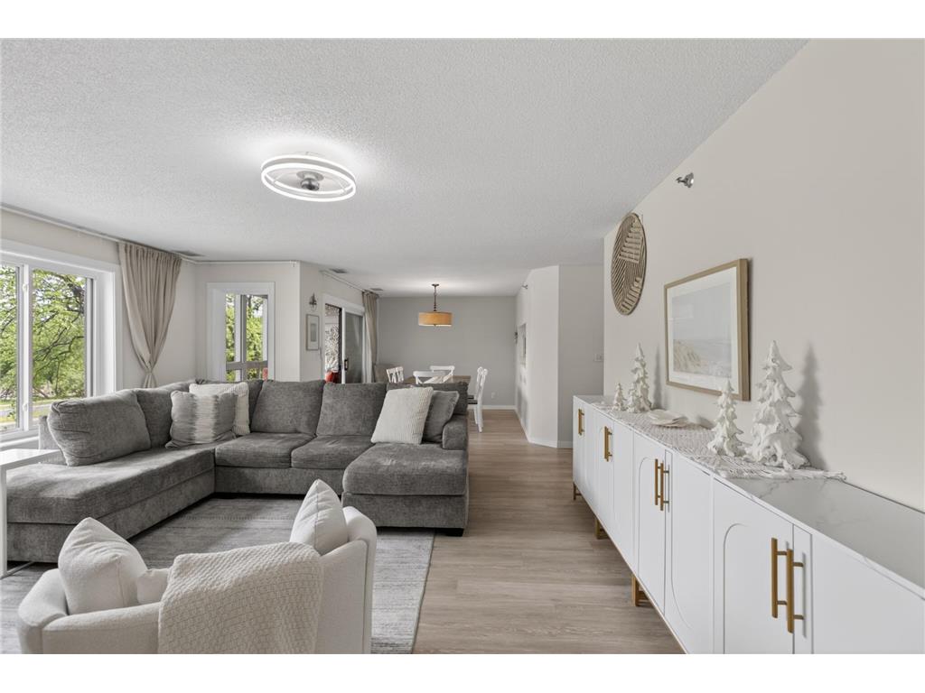 3801 W 98th Street #210 Bloomington MN 55431 7081176 image20