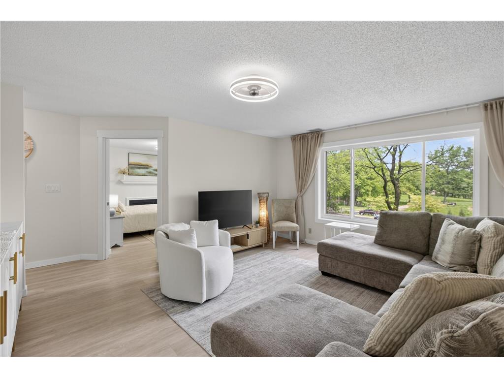 3801 W 98th Street #210 Bloomington MN 55431 7081176 image23