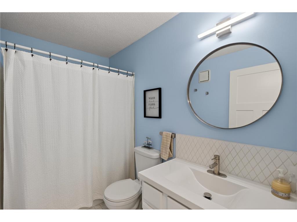 3801 W 98th Street #210 Bloomington MN 55431 7081176 image25