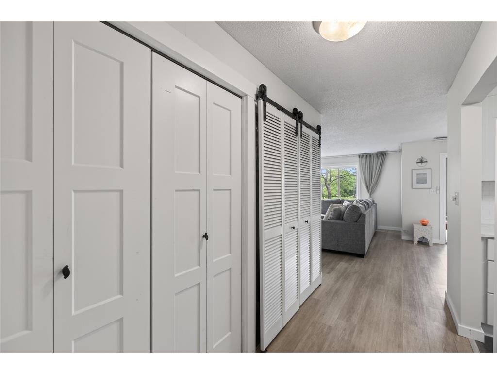 3801 W 98th Street #210 Bloomington MN 55431 7081176 image7