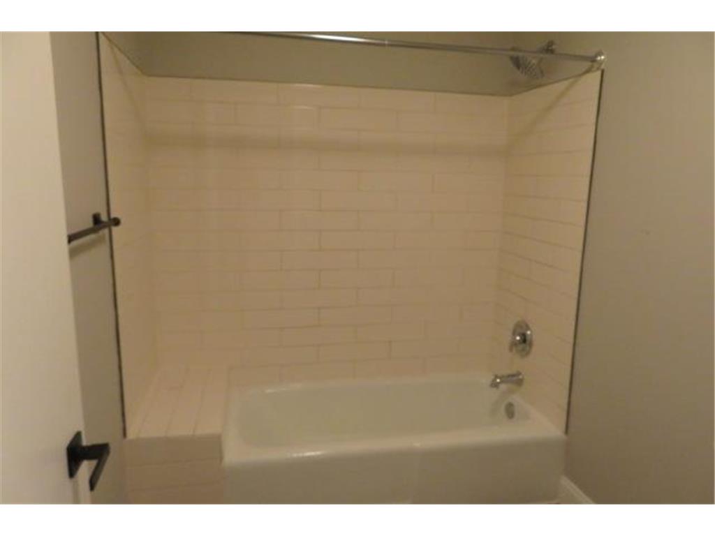 3801 W 98th Street #402 Bloomington MN 55431 7077315 image15