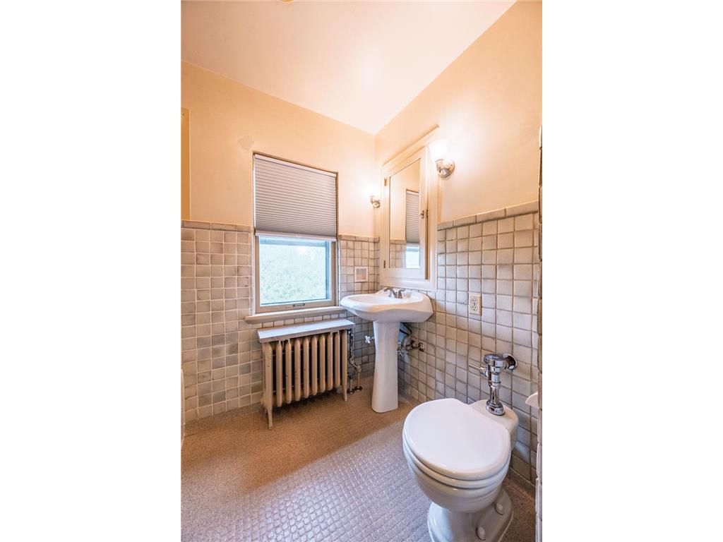 3802 1st Avenue Hibbing MN 55746 7089927 image19