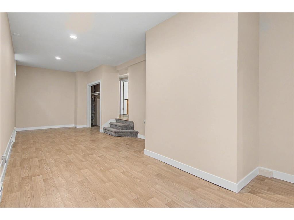 3803 Blaisdell Avenue Minneapolis MN 55409 7062810 image20