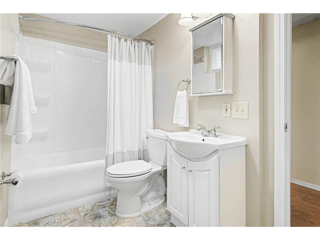 3803 Blaisdell Avenue Minneapolis MN 55409 7062810 image22
