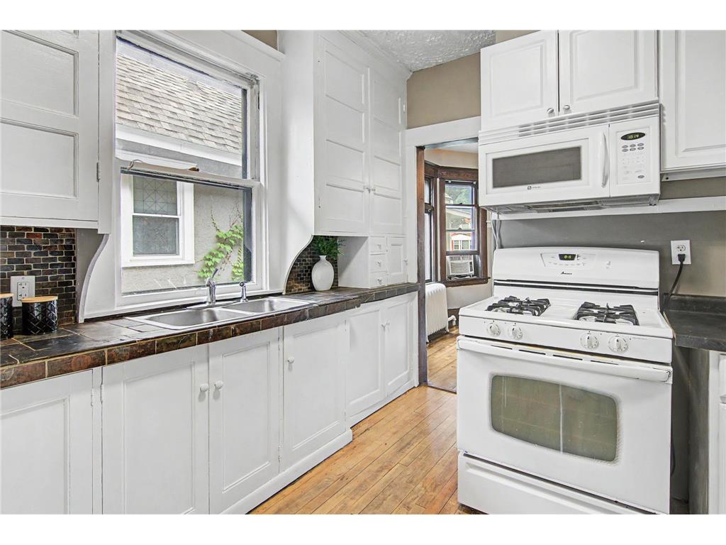 3803 Blaisdell Avenue Minneapolis MN 55409 7062810 image3