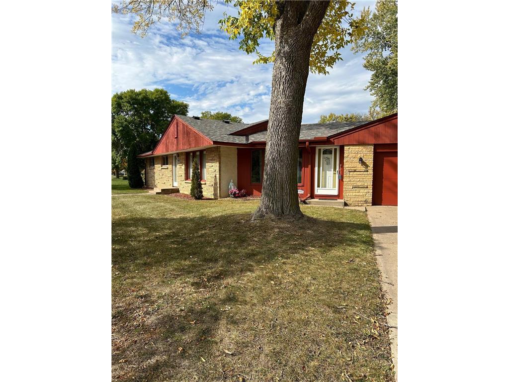 3803 Cranbrook Drive White Bear Lake MN 55110 6252360 image1