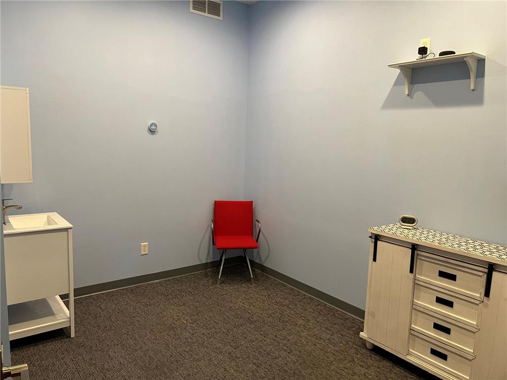 3803 Silver Lake Road NE #Main and Lower A Saint Anthony MN 55421 6807140 image7