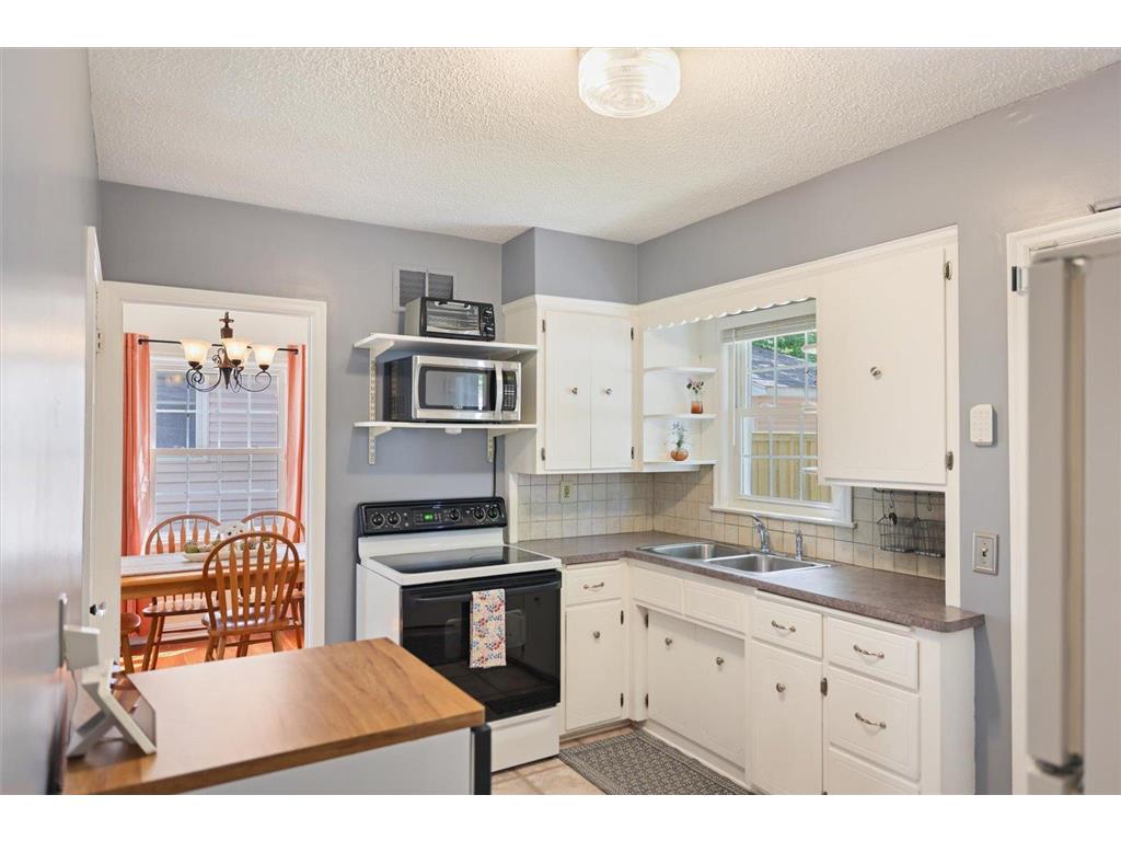 3805 Zenith Avenue N Robbinsdale MN 55422 7078394 image16