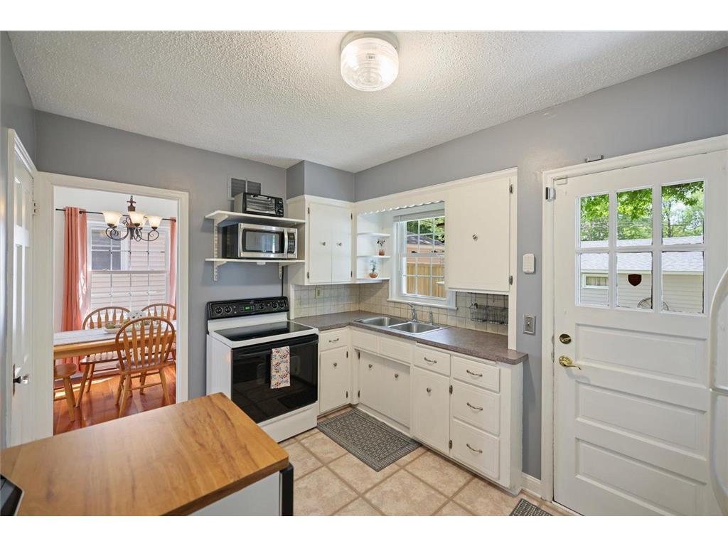 3805 Zenith Avenue N Robbinsdale MN 55422 7078394 image19
