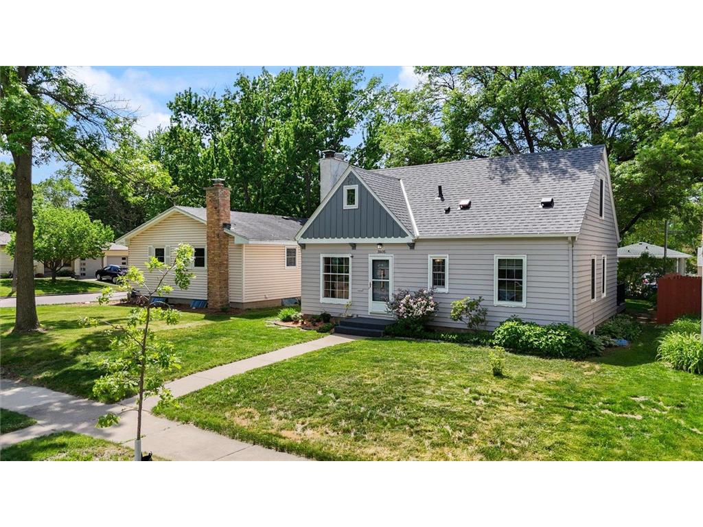 3805 Zenith Avenue N Robbinsdale MN 55422 7078394 image2