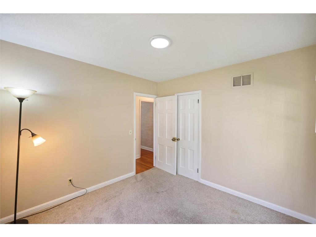 3805 Zenith Avenue N Robbinsdale MN 55422 7078394 image24