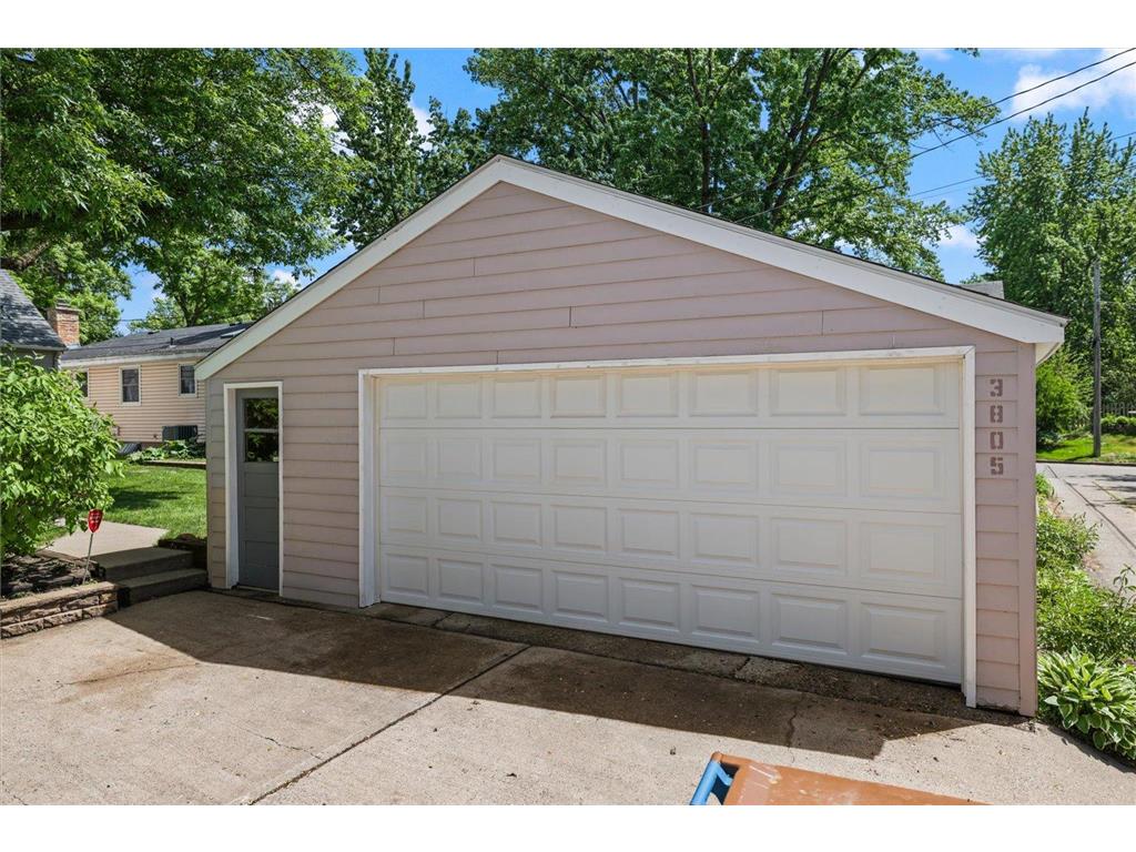3805 Zenith Avenue N Robbinsdale MN 55422 7078394 image56