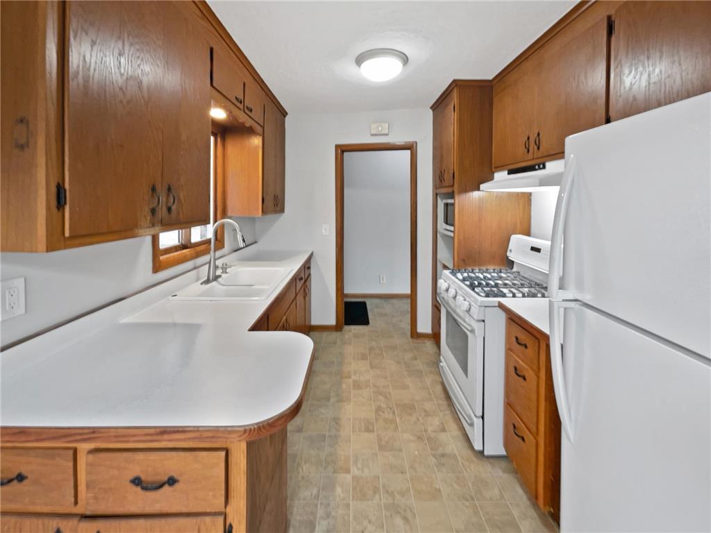 3806 Hampshire Avenue N Crystal MN 55427 6820951 image2