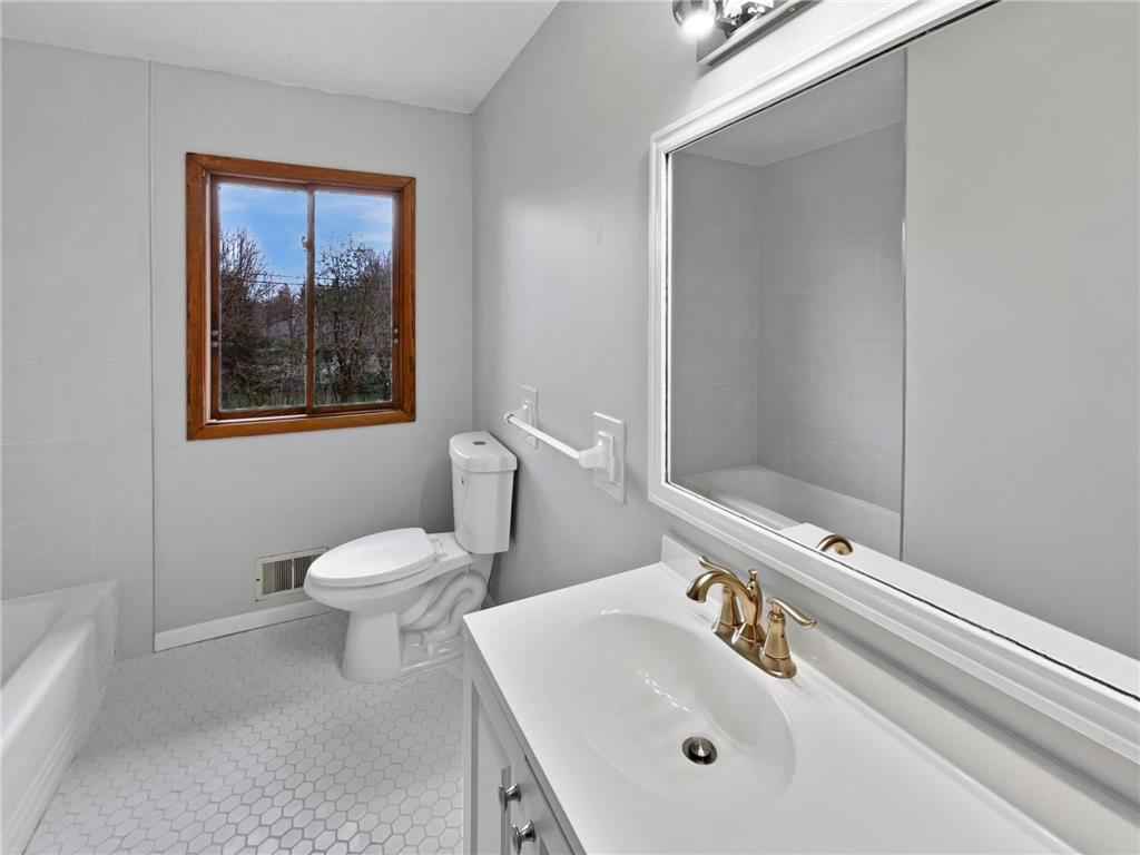 3806 Hampshire Avenue N Crystal MN 55427 6820951 image6