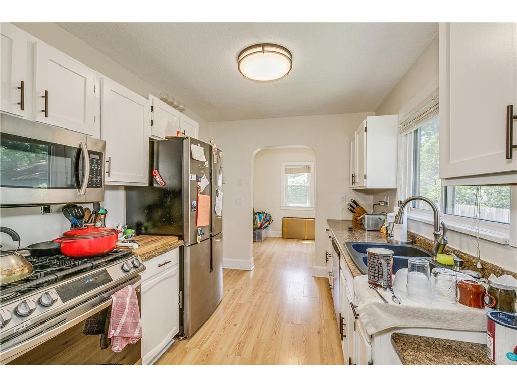 3807 Hubbard Avenue N Robbinsdale MN 55422 6810922 image11