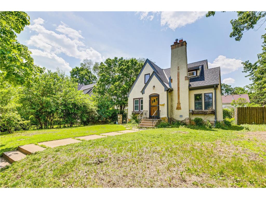 3807 Hubbard Avenue N Robbinsdale MN 55422 6810922 image2