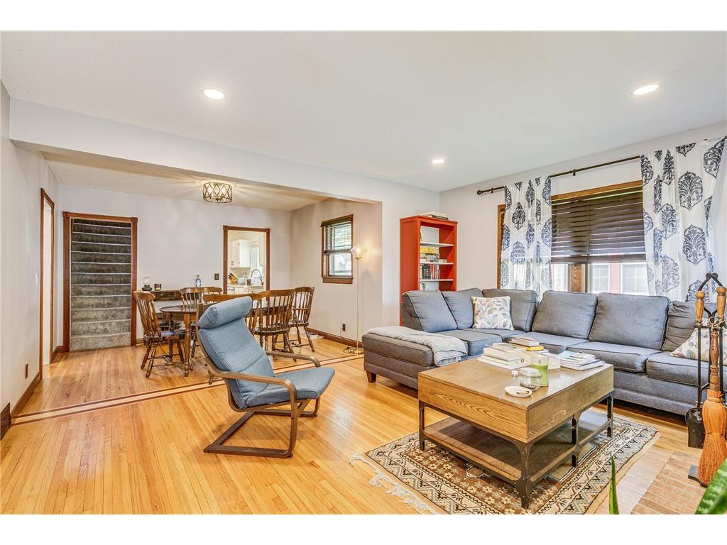 3807 Hubbard Avenue N Robbinsdale MN 55422 6810922 image5