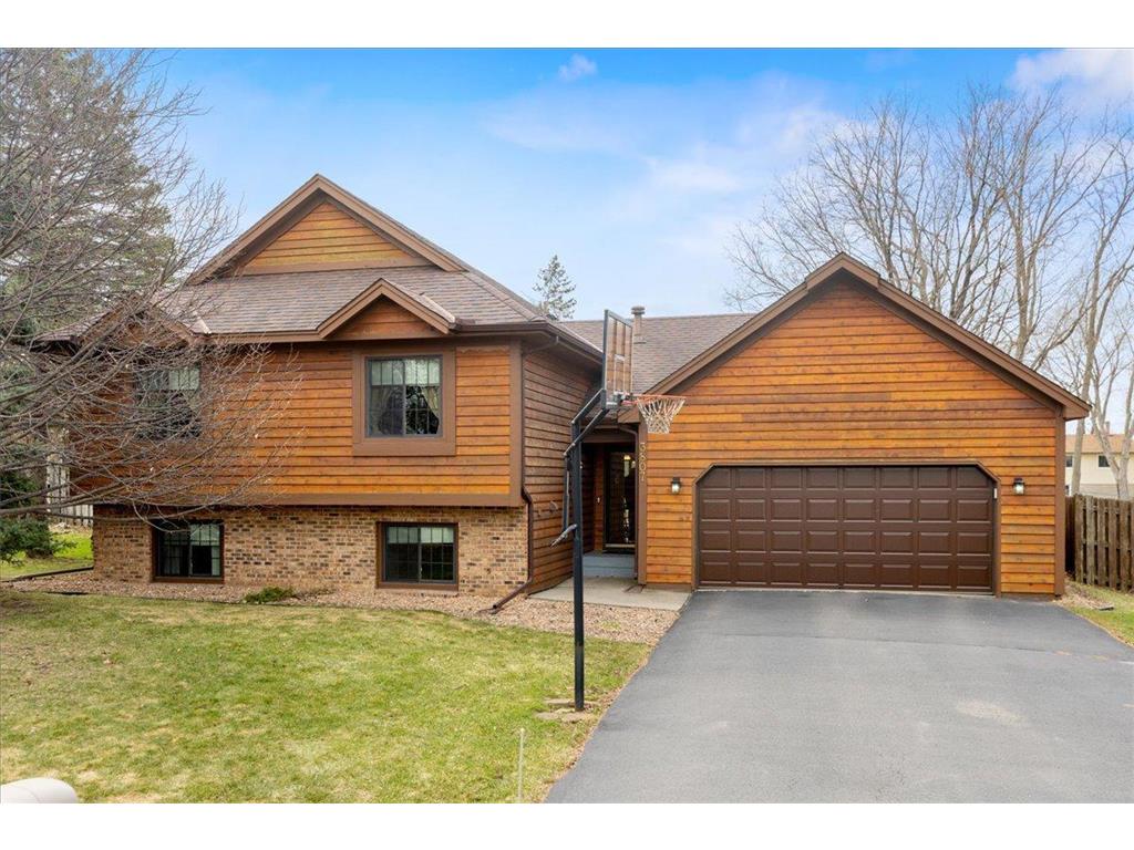 3807 Riverton Avenue Eagan MN 55122 7050750 image1