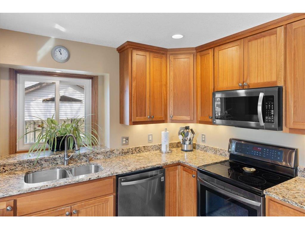 3807 Riverton Avenue Eagan MN 55122 7050750 image16