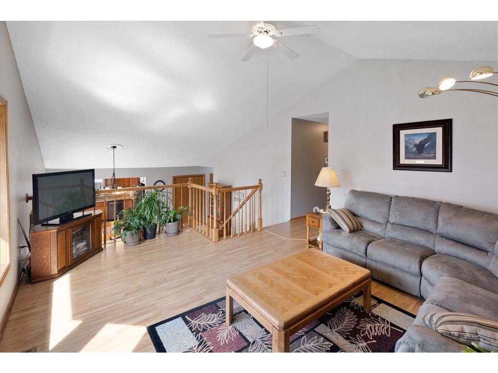 3807 Riverton Avenue Eagan MN 55122 7050750 image23