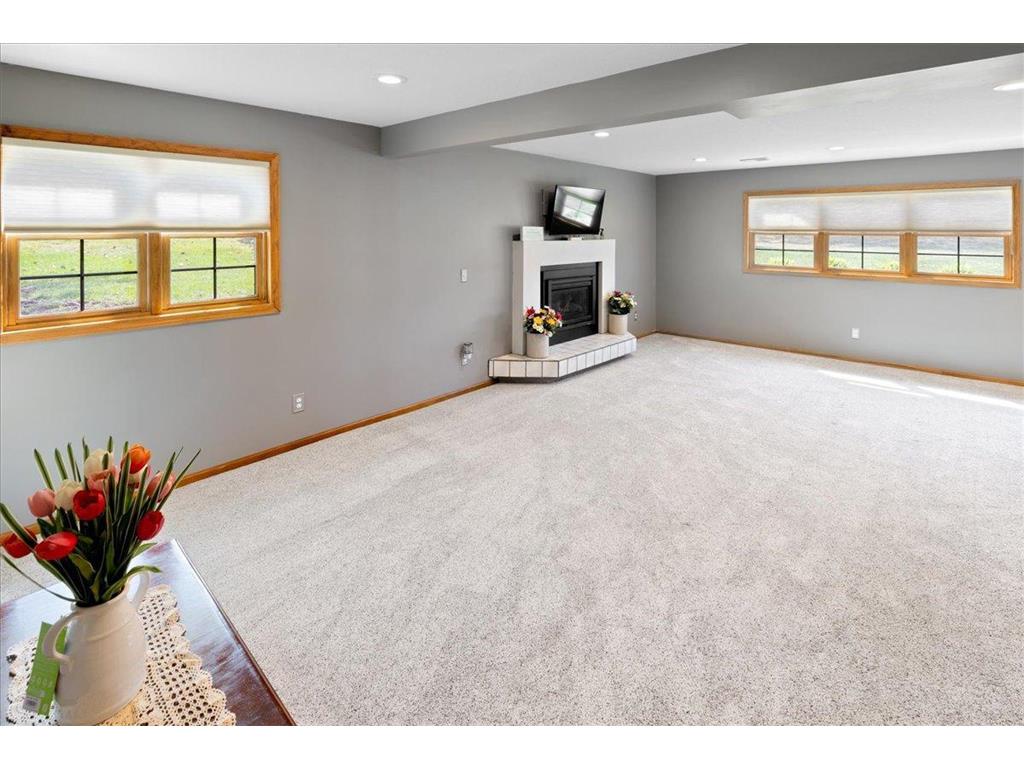 3807 Riverton Avenue Eagan MN 55122 7050750 image34