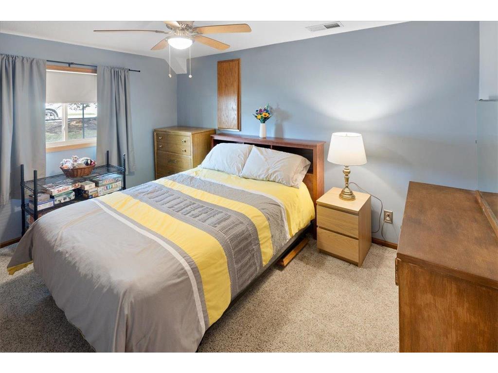 3807 Riverton Avenue Eagan MN 55122 7050750 image35