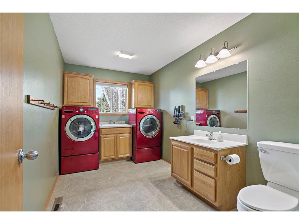 3807 Valley View Drive NE Bemidji MN 56601 7070856 image6