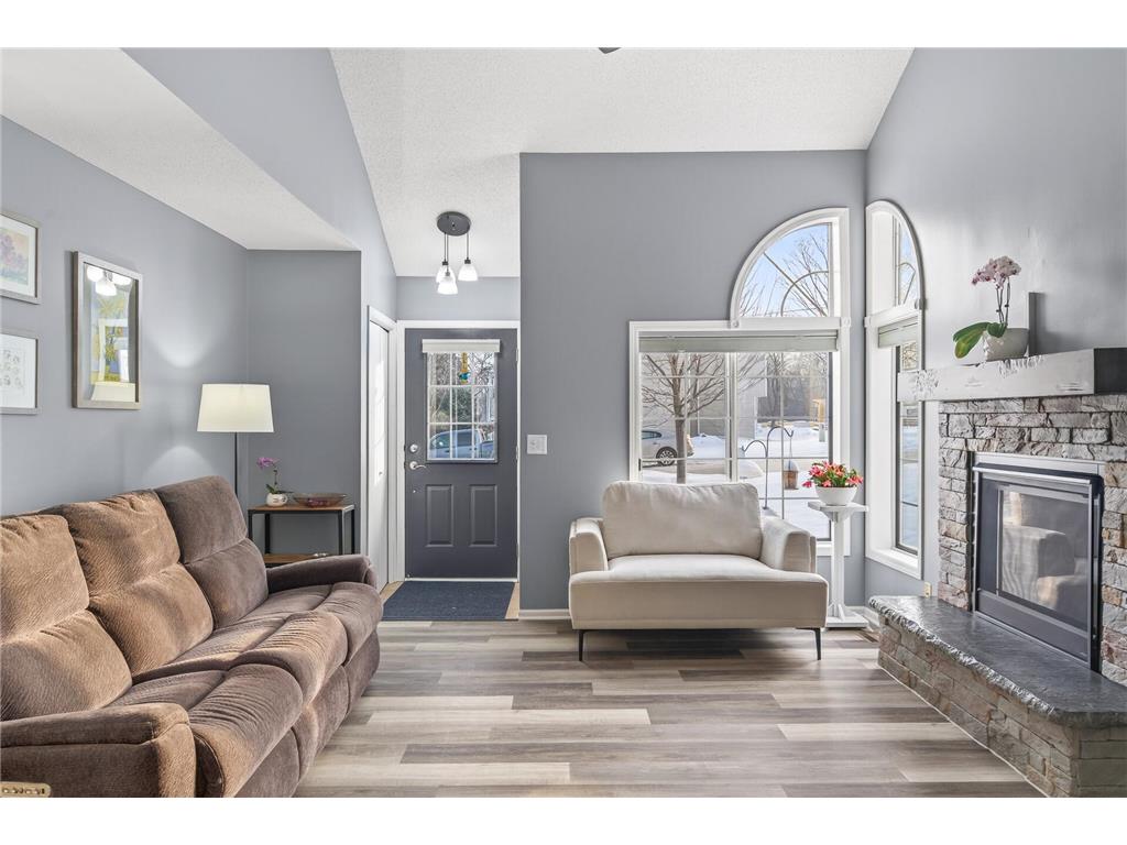 3808 Foss Road #1 Saint Anthony MN 55421 7004263 image1