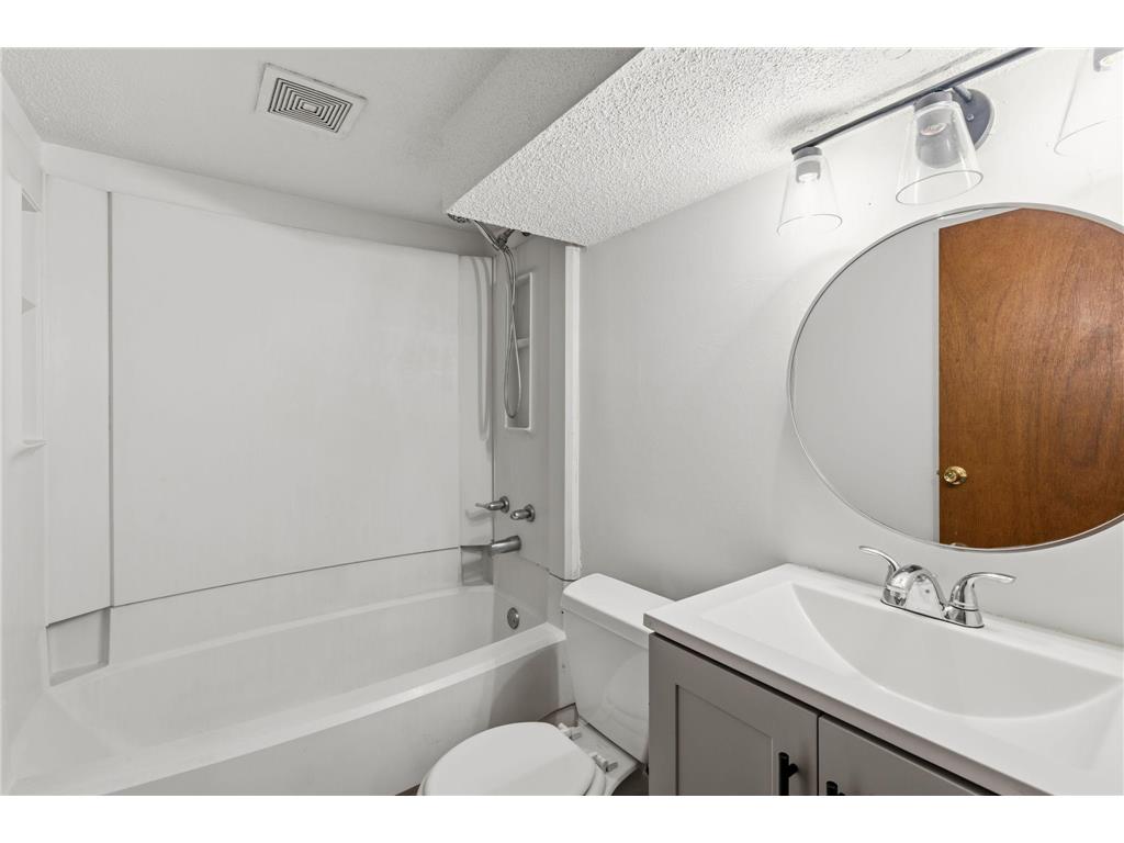 3808 Vera Cruz Avenue N Robbinsdale MN 55422 7037364 image23