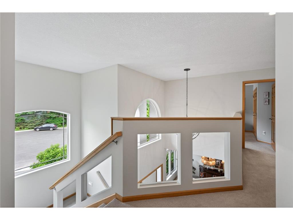 381 Del Rio Drive Chanhassen MN 55317 - Lotus Lake 7081455 image38