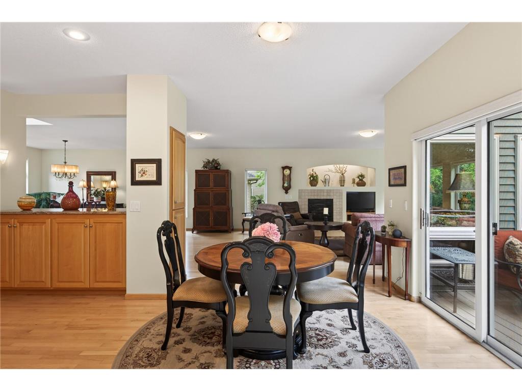 381 Del Rio Drive Chanhassen MN 55317 - Lotus Lake 7081455 image6