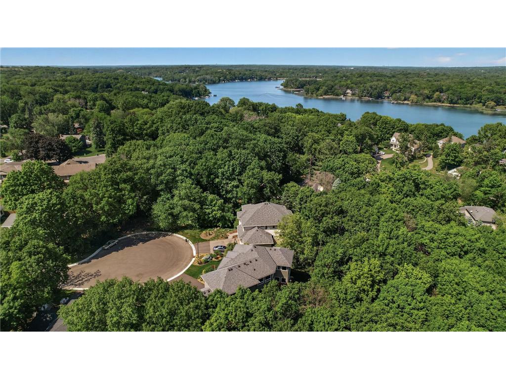 381 Del Rio Drive Chanhassen MN 55317 - Lotus Lake 7081455 image74