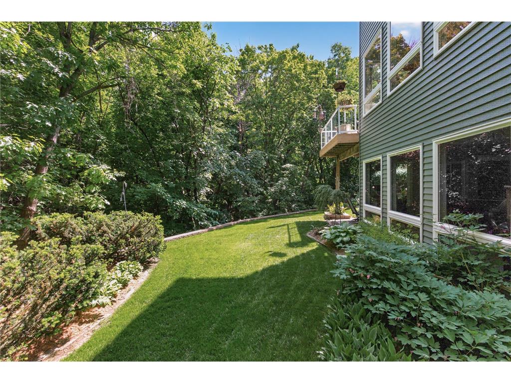 381 Del Rio Drive Chanhassen MN 55317 - Lotus Lake 7081455 image90