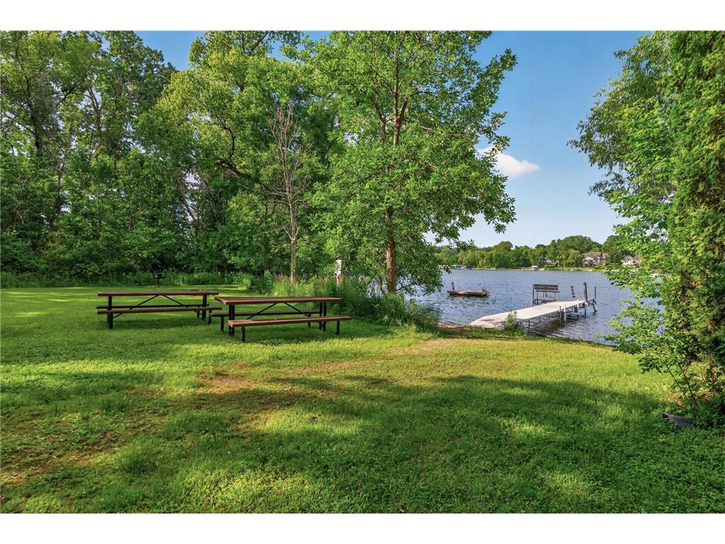 381 Del Rio Drive Chanhassen MN 55317 - Lotus Lake 7081455 image94