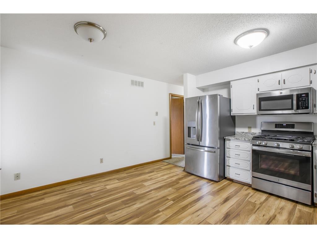 381 Spruce Street Paynesville MN 56362 7015367 image6