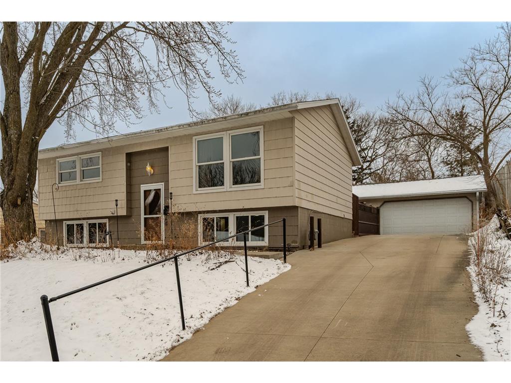 3810 1st Place NW Rochester MN 55901 7015981 image1