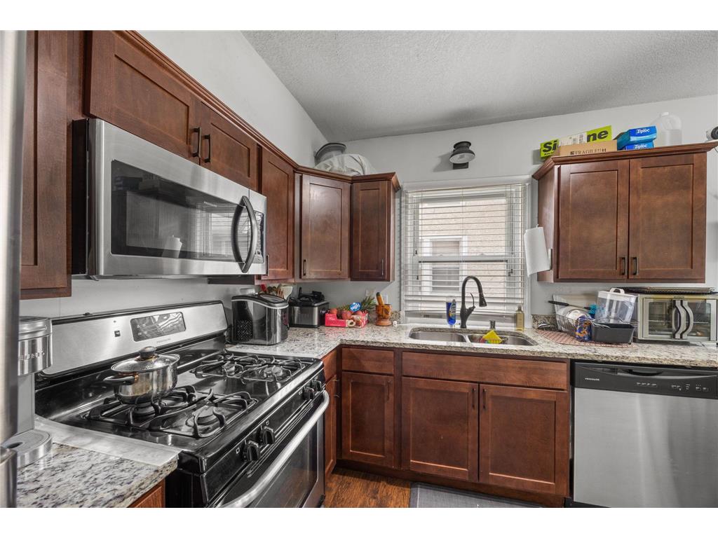 3810 Thomas Avenue N Minneapolis MN 55412 7087867 image17