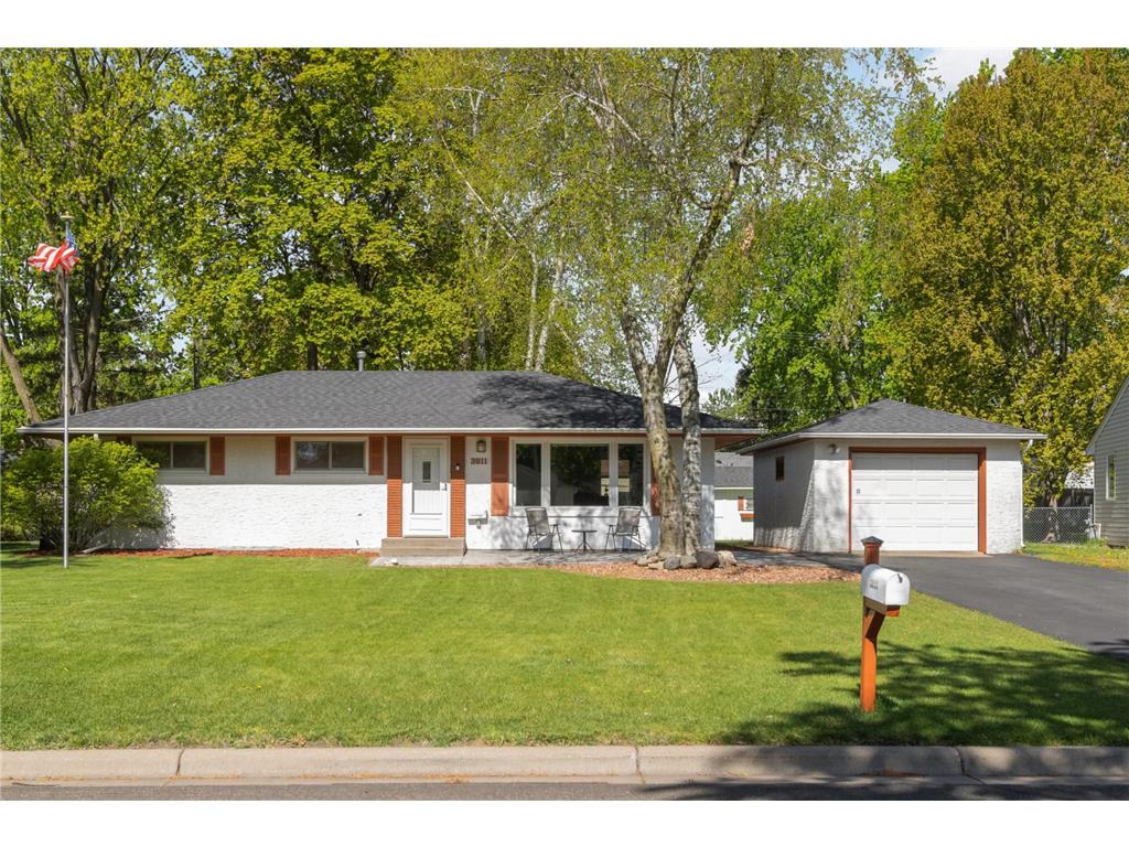 3811 Saint Regis Drive White Bear Lake MN 55110 7068239 image1